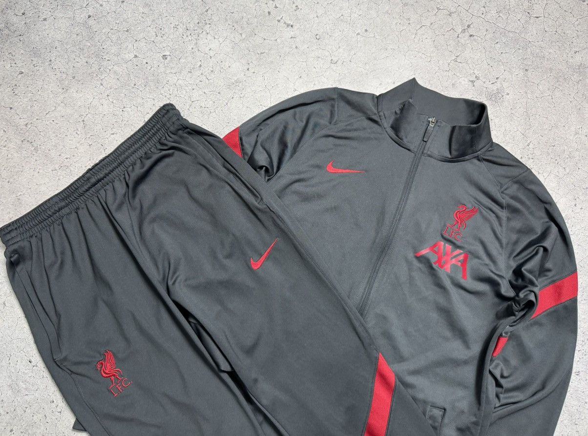 Nike Football Track Suit Nike FC Liverpool Jacket And Pants Y2K Size US M / EU 48-50 / 2 - 8 Thumbnail