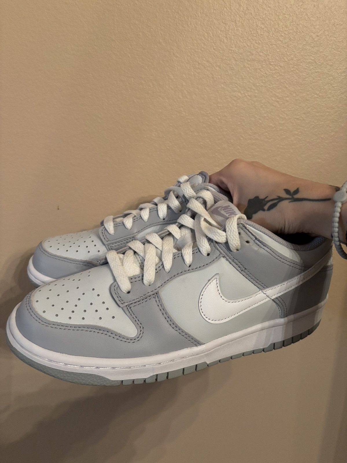 Nike Nike Dunk Low GS 'Pure Platinum Wolf Grey' Size US 6.5 / EU 39-40 - 6 Thumbnail