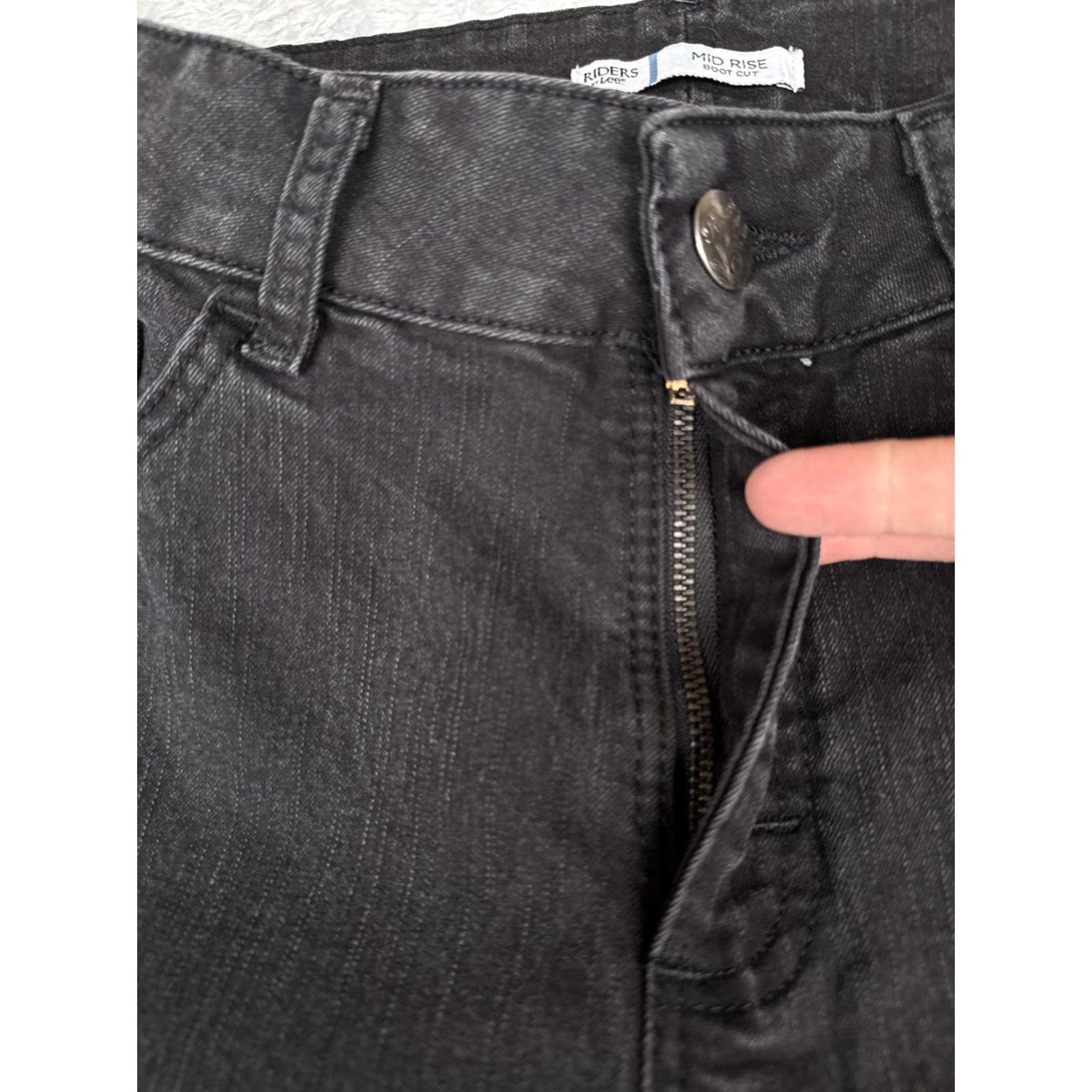 Vintage Riders by Lee Jeans Womens 12 Bootcut Denim Mid Rise Black Charcoal Wash 5-Pocket Studded Stretch Size 34" / US 12 / IT 48 - 5 Thumbnail