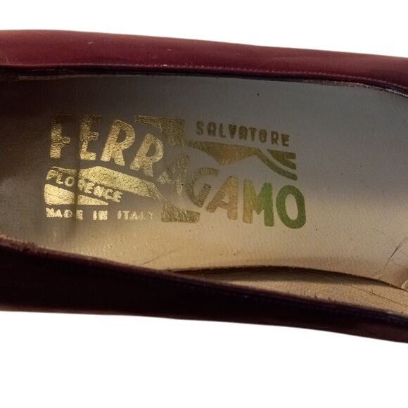 Salvatore Ferragamo Size 6.5 AA Ferragamo Burgundy Black Leather Heels Italy Lea Size US 6.5 / IT 36.5 - 10 Thumbnail