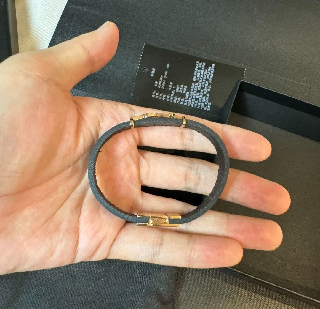 Saint Laurent Paris saint laurent Rose Gold Logo Bangle Bracelet-2505 Size ONE SIZE - 5 Thumbnail