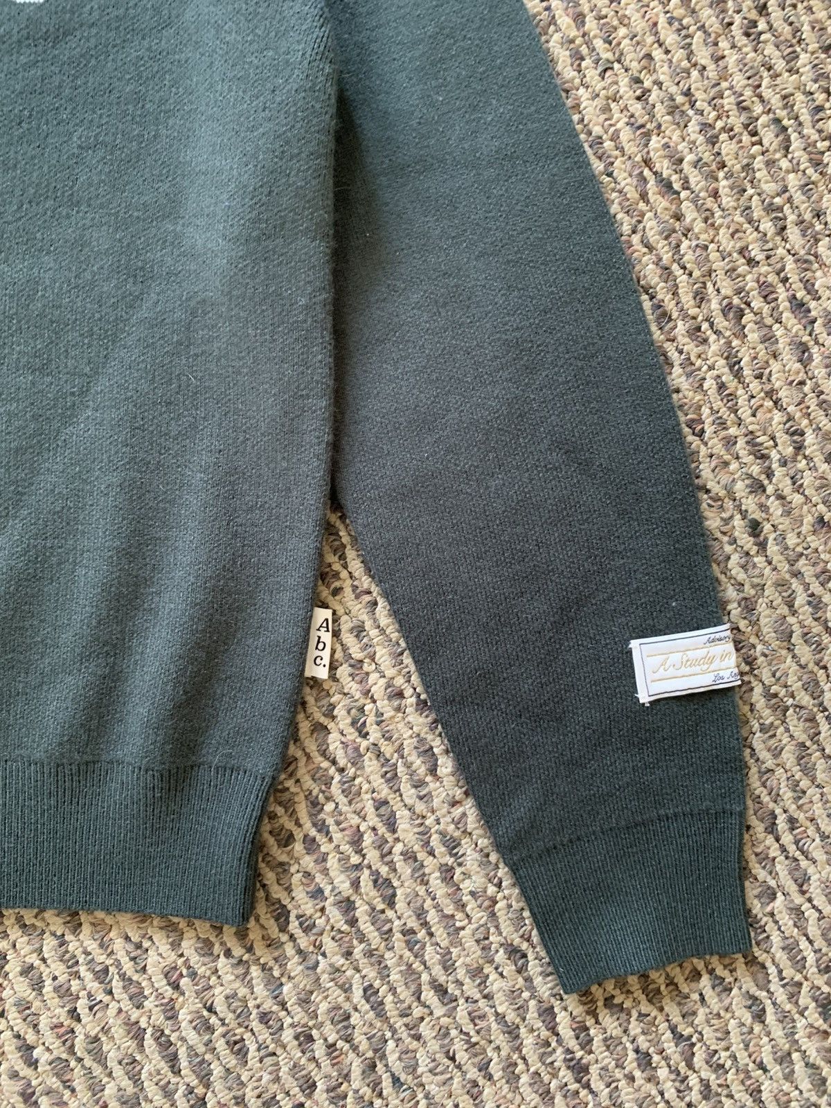 Advisory Board Crystals Advisory Board Crystals "A Study In Camoflage iii" Crewneck Size US M / EU 48-50 / 2 - 4 Thumbnail