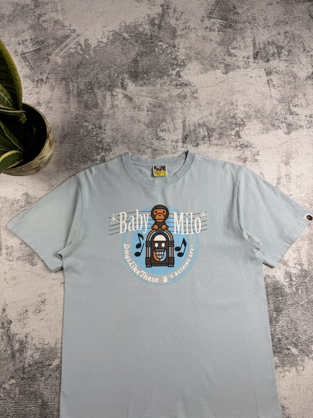 Bape BAPE A Bathing Ape Baby Milo T Shirt Tee Size US L / EU 52-54 / 3 - 5 Thumbnail