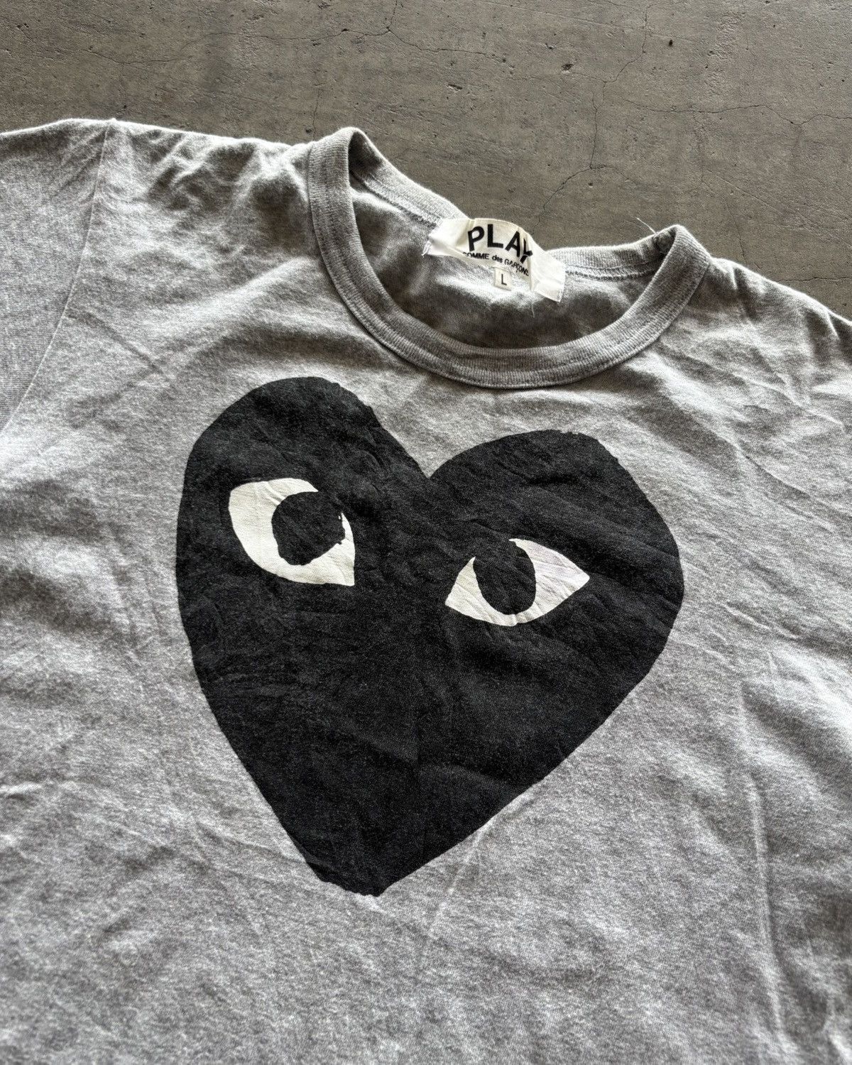 Comme des Garcons PLAY Comme Des Garcons Grey Tee Size US S / EU 44-46 / 1 - 2 Thumbnail