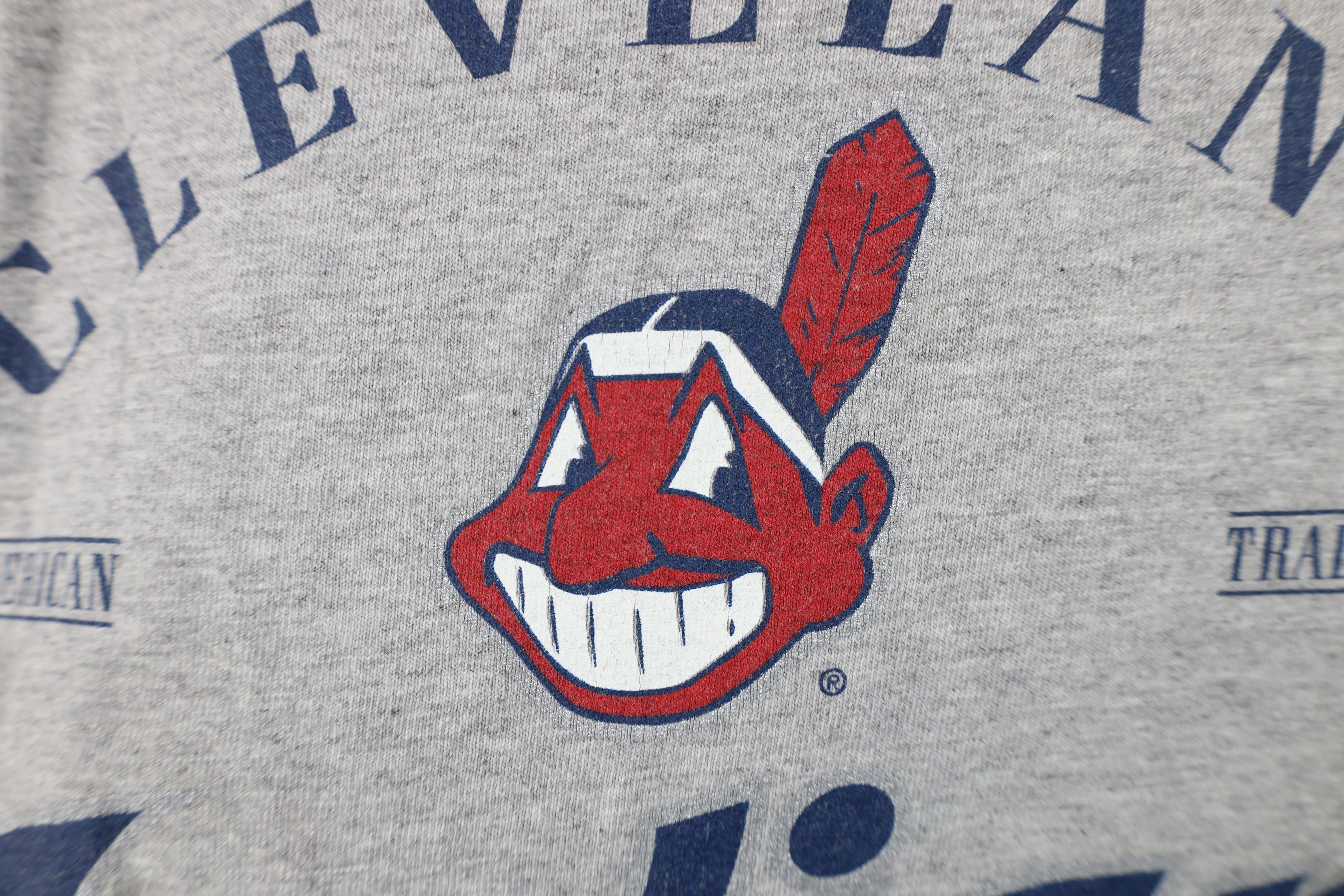 Vintage Vintage Y2K 2002 Chief Wahoo Cleveland Indians T-Shirt Size US M / EU 48-50 / 2 - 5 Thumbnail