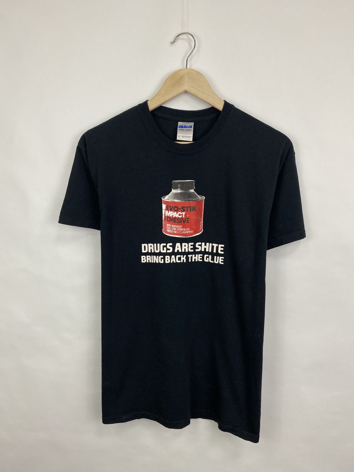Gildan × Vintage Vintage Y2K Drugs Are Shite Bring Back The Glue T-Shirt Rare Size US M / EU 48-50 / 2 - 3 Thumbnail
