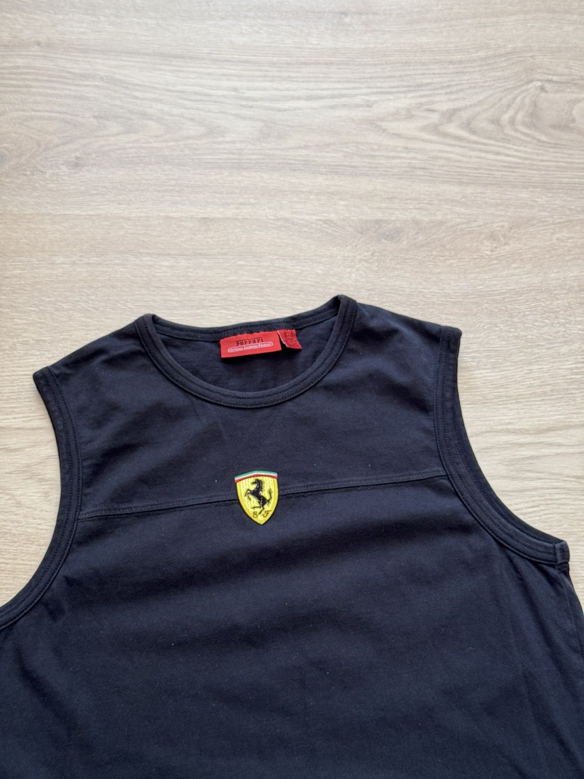 Ferrari Vintage 00’s Ferrari Formula 1 y2k Tank Top Vest Tee Size US S / EU 44-46 / 1 - 2 Thumbnail