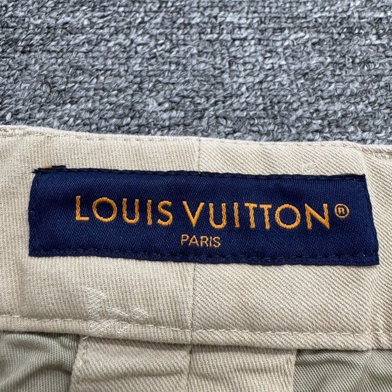 Louis Vuitton Louis Vuitton Monogram Shorts in Size 54-2506 Size US 44 / EU 60 - 4 Thumbnail