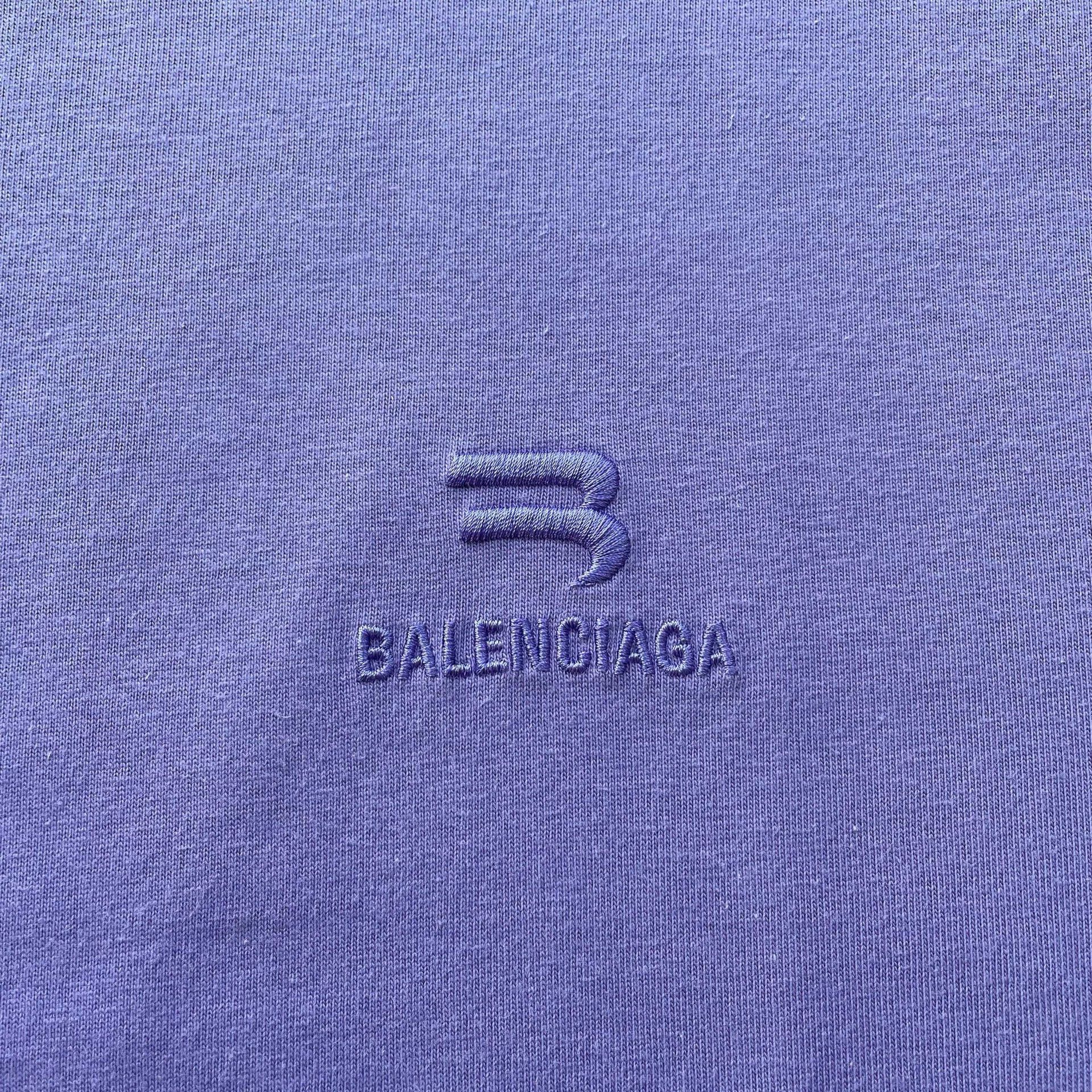 Balenciaga Balenciaga wmn purple embroidered logo short tee XS 99 new Size XS / US 0-2 / IT 36-38 - 3 Thumbnail