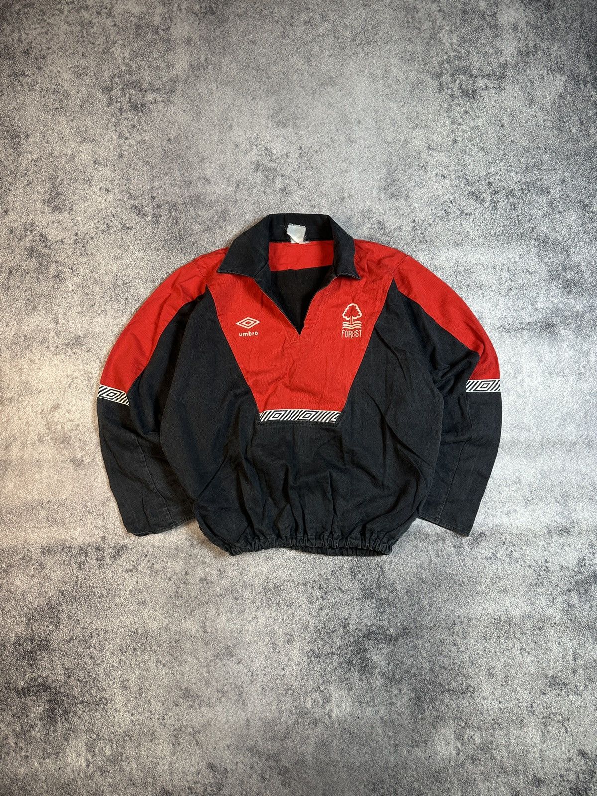 Umbro Vintage Umbro Forest Soccer Jacket Streetwear L Rare 90s Size US L / EU 52-54 / 3 - 1 Thumbnail