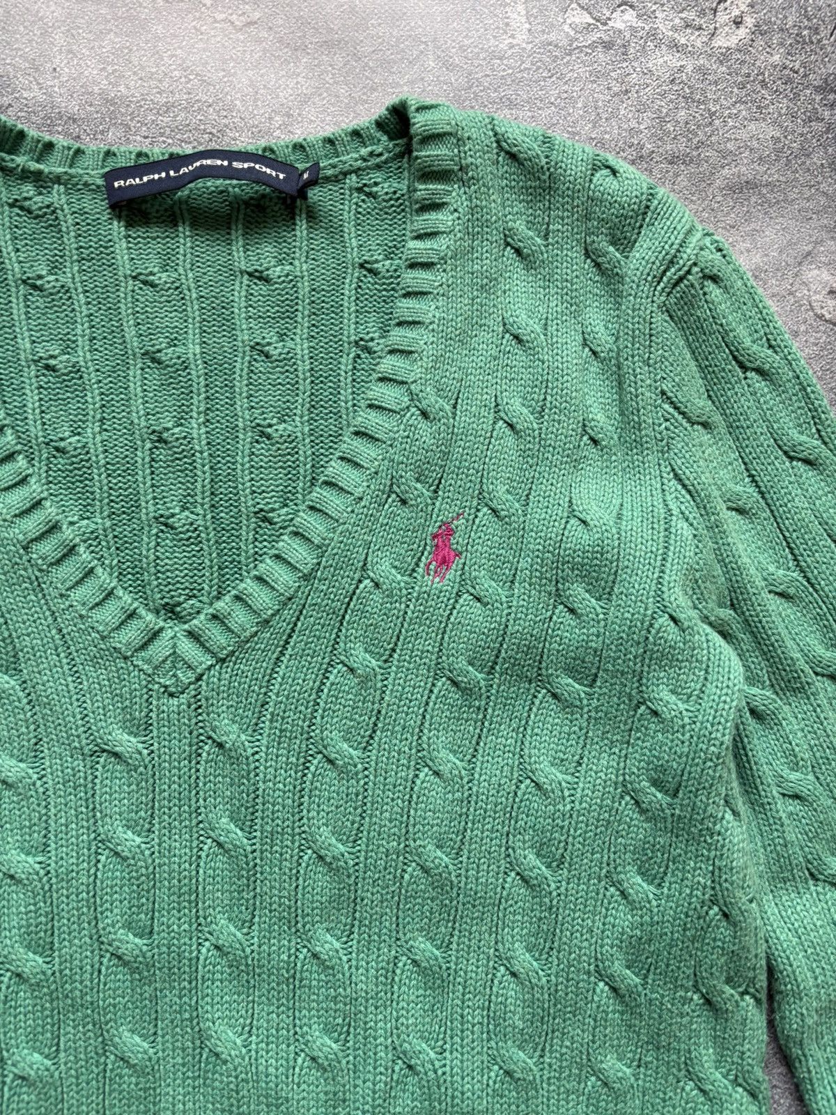 Polo Ralph Lauren Vintage Polo Ralph Lauren V-Neck Cable Knit Sweater Size M Size M / US 6-8 / IT 42-44 - 5 Thumbnail