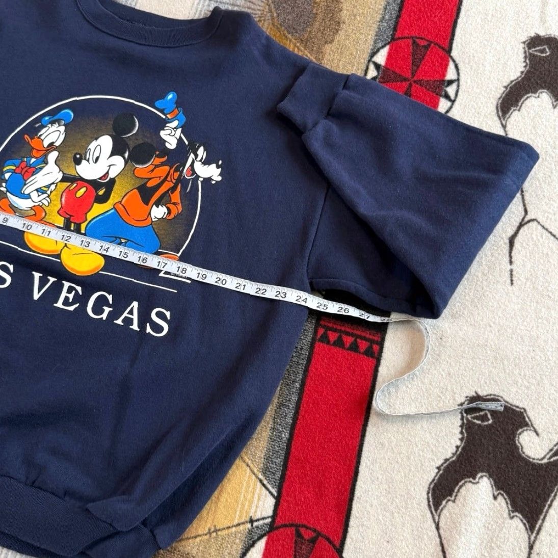 Mickey Unlimited VINTAGE Disney Mickey Mouse Goofy Donald Vegas Crewneck Sweatshirt XL Blue Mens Crew Neck 90s Cartoon Sweatshirt Size US XL / EU 56 / 4 - 5 Thumbnail