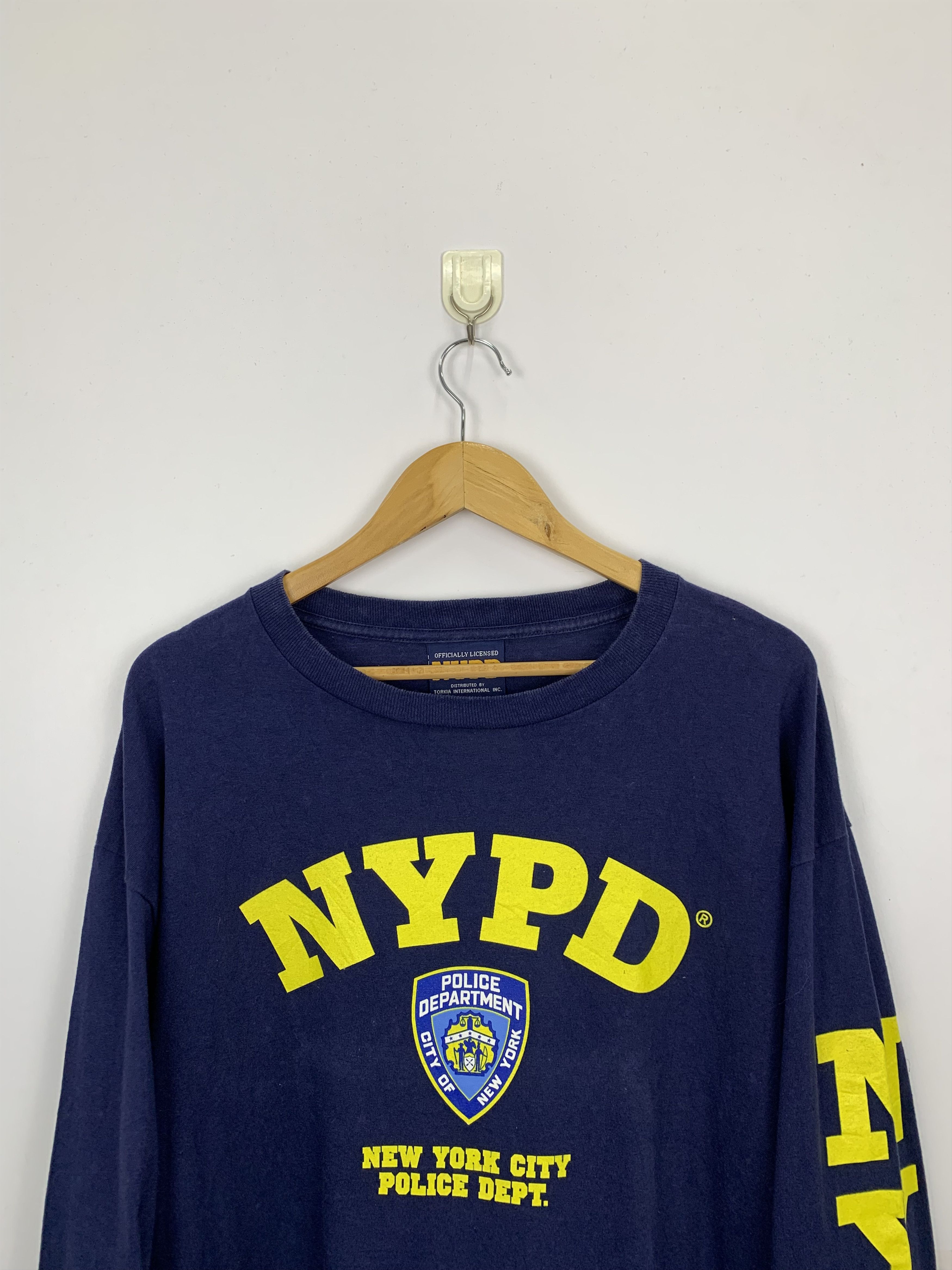 Vintage Vintage Official NYPD Longsleeve T Shirt TA0136 Size US XL / EU 56 / 4 - 2 Thumbnail