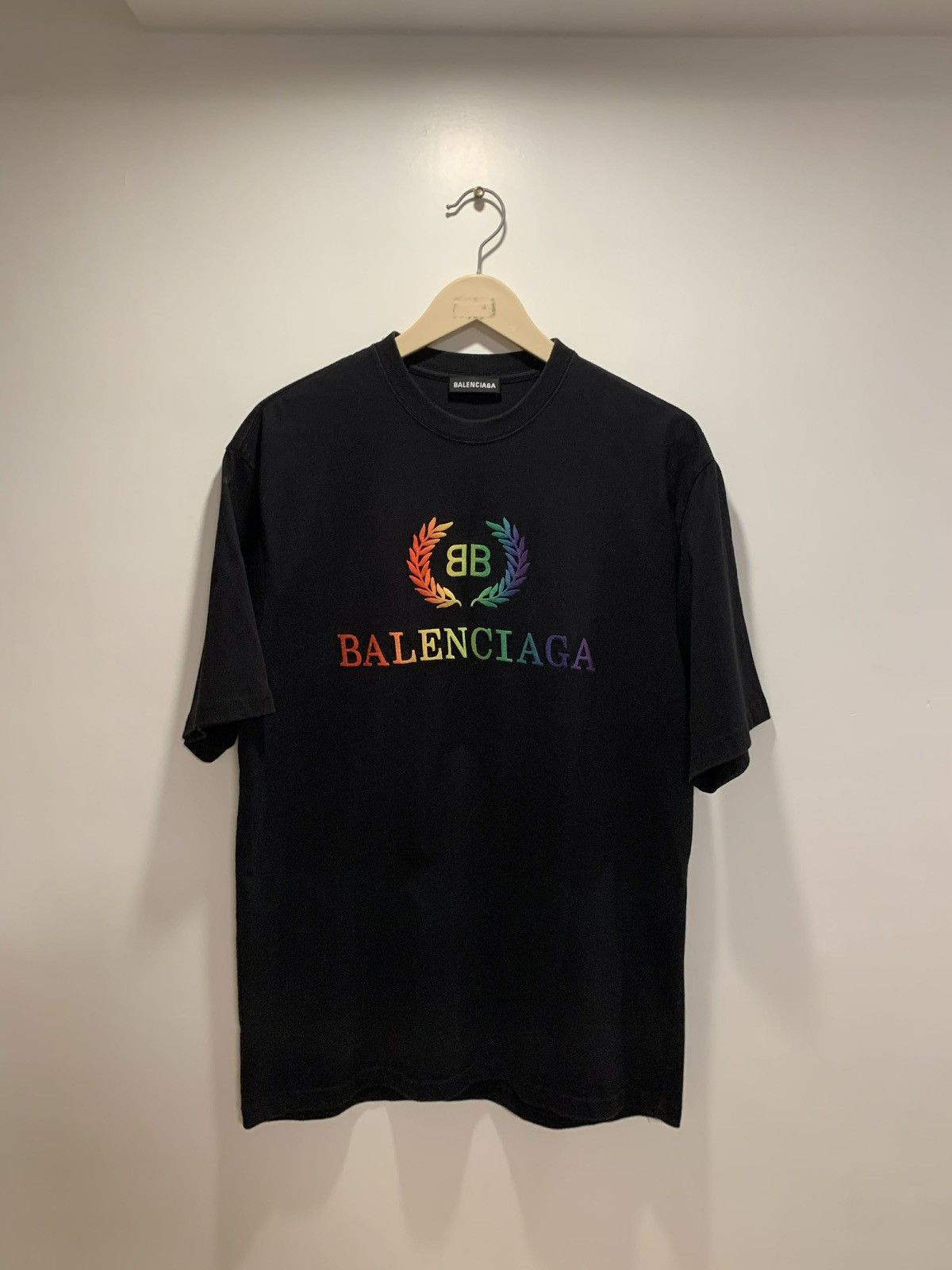 Balenciaga Balenciaga Rainbow Logo Black Tee Size US XS / EU 42 / 0 - 1 Thumbnail