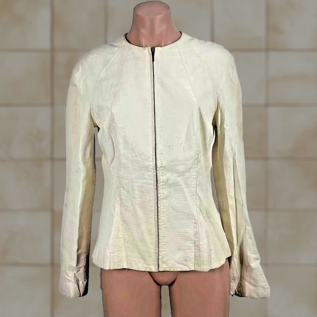 Vintage VTG Vakko Leather Coat White Snakeskin Giraffe Lambskin Jacket Size 8 Ivory Blazer Women Long Sleeve Collared Vintage Leather Coat FX Size M / US 6-8 / IT 42-44 - 1 Thumbnail