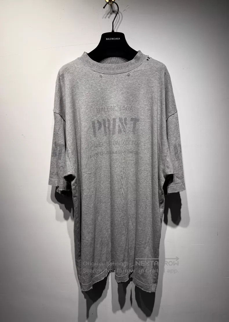 Balenciaga Balenciaga Gray Letter Logo Printed Short Sleeve Size US S / EU 44-46 / 1 - 1 Thumbnail