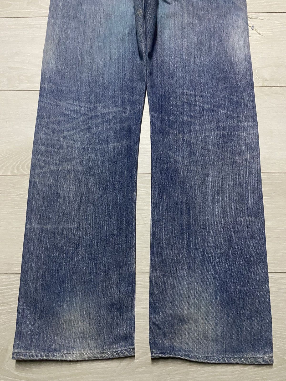 Levi's Vintage Levis 501 Distressed Loose Jeans Size US 33 - 6 Thumbnail