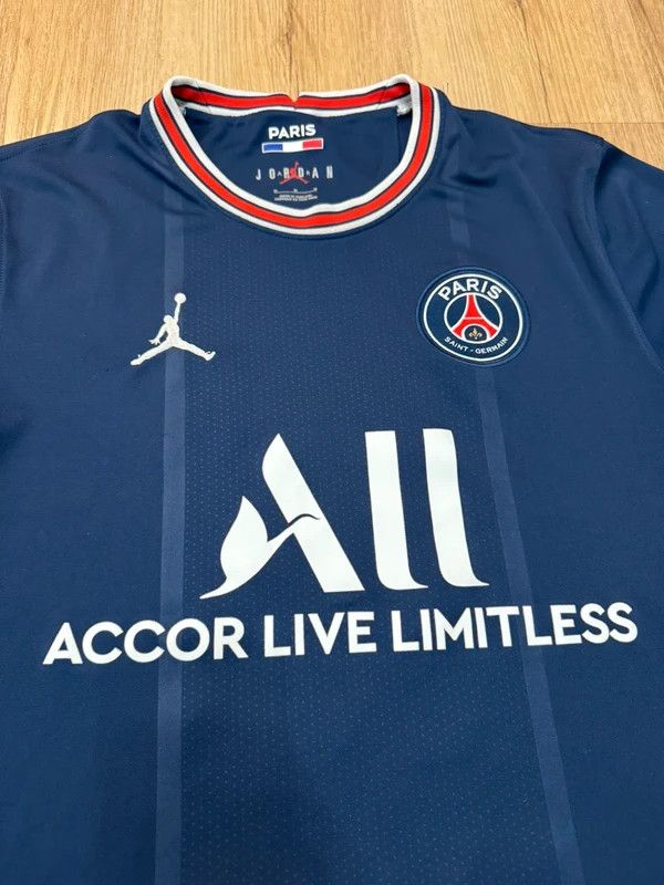 Jordan Brand Jordan PSG 2021/22 #10 Neymar JR Paris Saint Home Jersey M Size US M / EU 48-50 / 2 - 3 Thumbnail