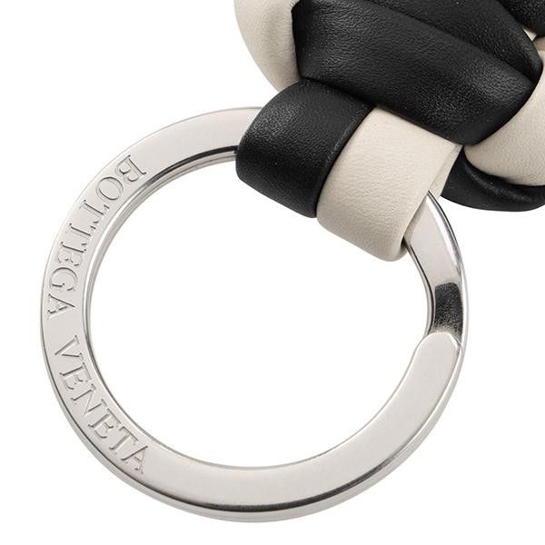 Bottega Veneta o1w1db10325 Size: OS / Key Ring in Black/White Size ONE SIZE - 5 Thumbnail