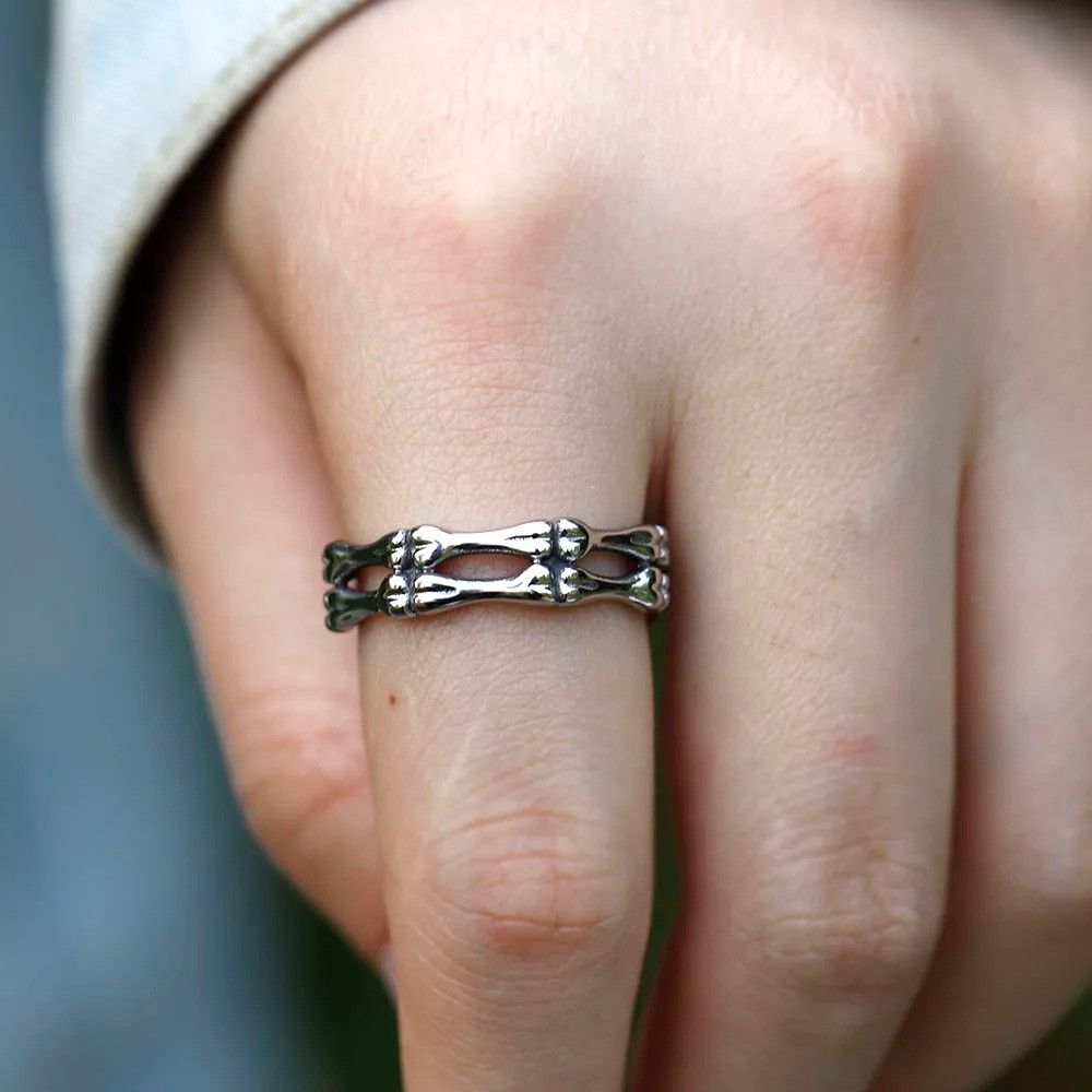 Jewelry Simple Gothic Skull Ring Size ONE SIZE - 5 Thumbnail