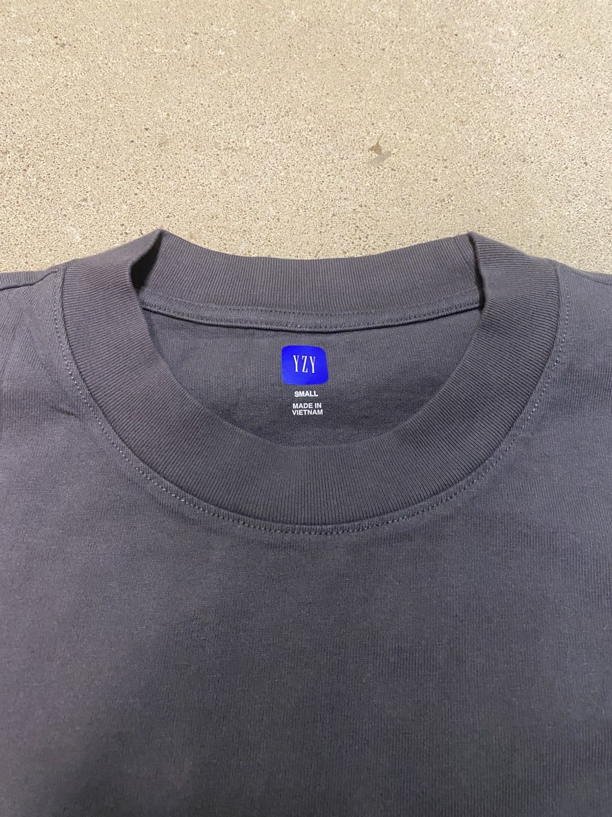 Gap × Yeezy YZY Gap T-Shirt Dark Grey Size US S / EU 44-46 / 1 - 2 Thumbnail