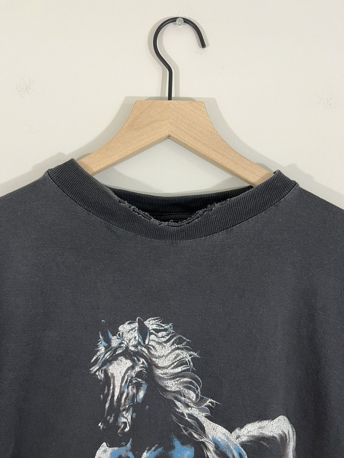 Vintage Sun Faded Thrashed Wild And Free Cropped Horse Tee Size US XL / EU 56 / 4 - 2 Thumbnail