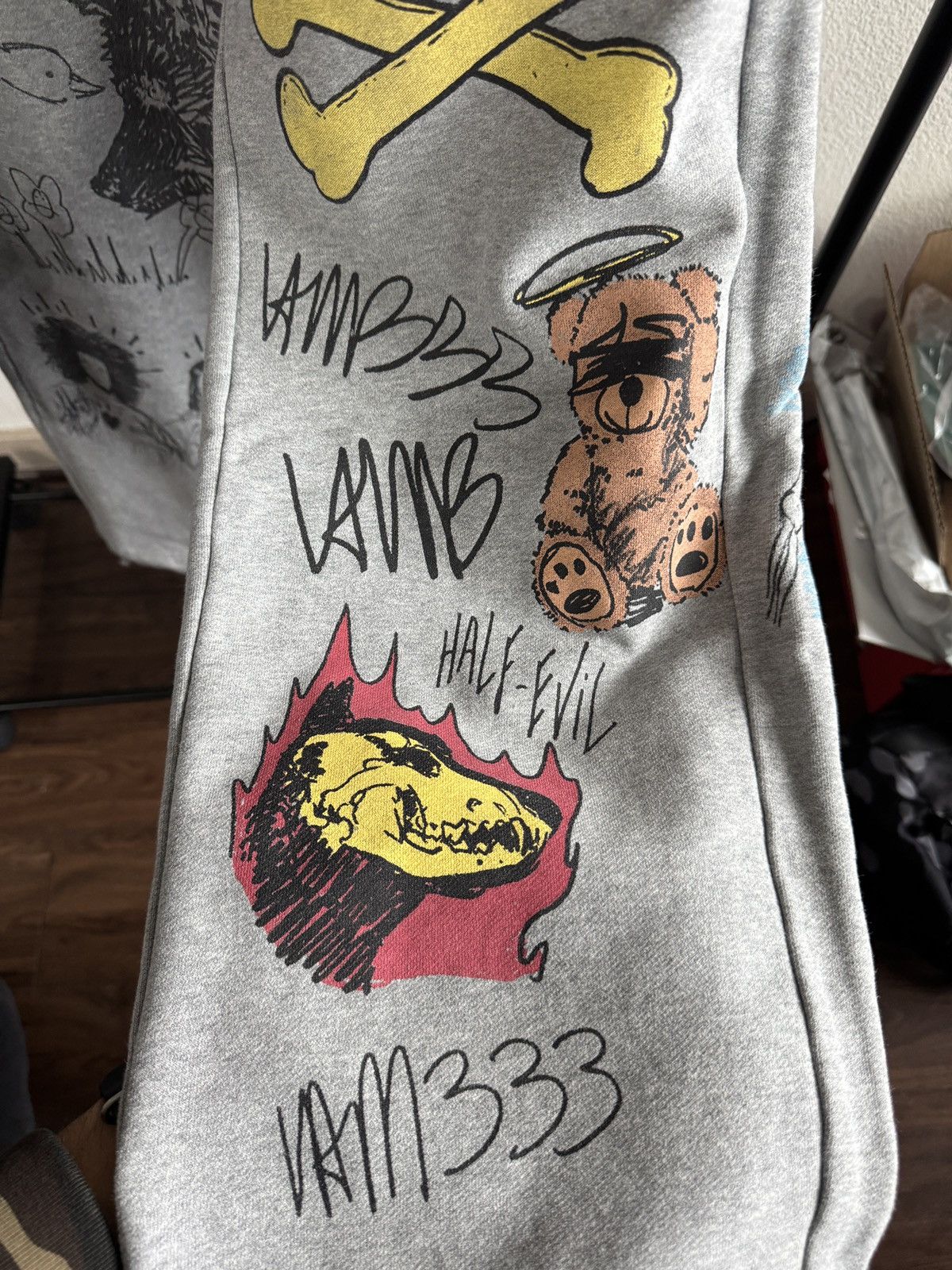 Half Evil LARGE HALF EVIL VAMEE SKETCHBOOK HOODIE & SWEATPANTS SET Size US L / EU 52-54 / 3 - 5 Thumbnail