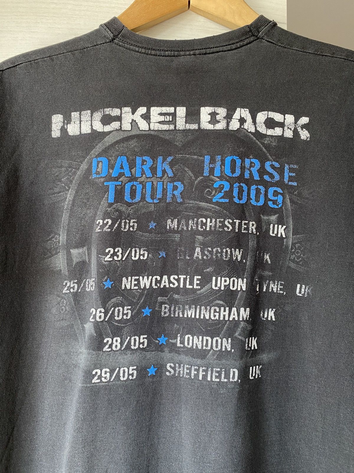 Fruit Of The Loom Nickelback Dark Horse 2009Tour Graphic T-Shirt Rock Music Size US M / EU 48-50 / 2 - 4 Thumbnail