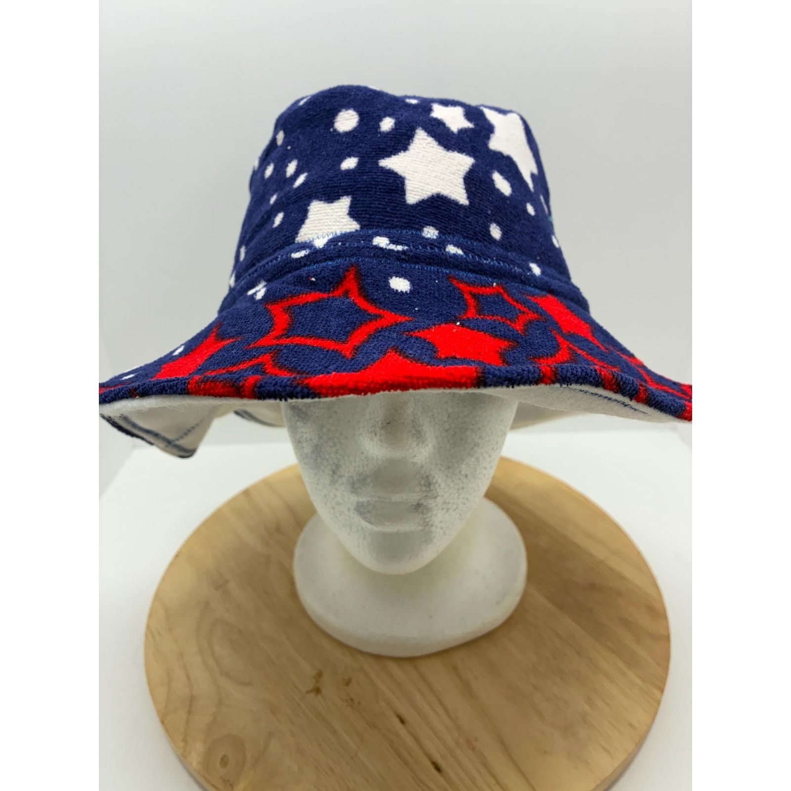 Other The Firecracker — Recycled Beach Towel Bucket Hat, Stars Size ONE SIZE - 1 Thumbnail