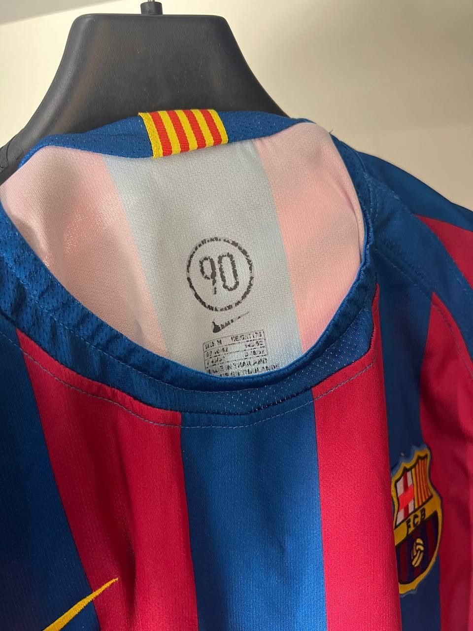 Nike VINTAGE NIKE FC BARCELONA SPAIN SOCCER JERSEY RETRO 90s Y2K Size US M / EU 48-50 / 2 - 4 Thumbnail