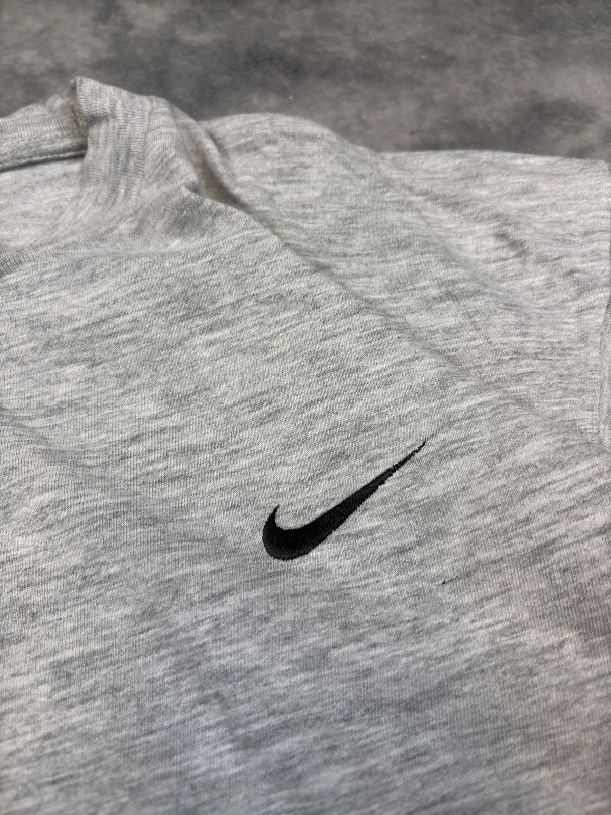 Nike Vintage Nike Black Tag Swoosh Logo T shirt Tees 90s Basic Size US M / EU 48-50 / 2 - 2 Thumbnail