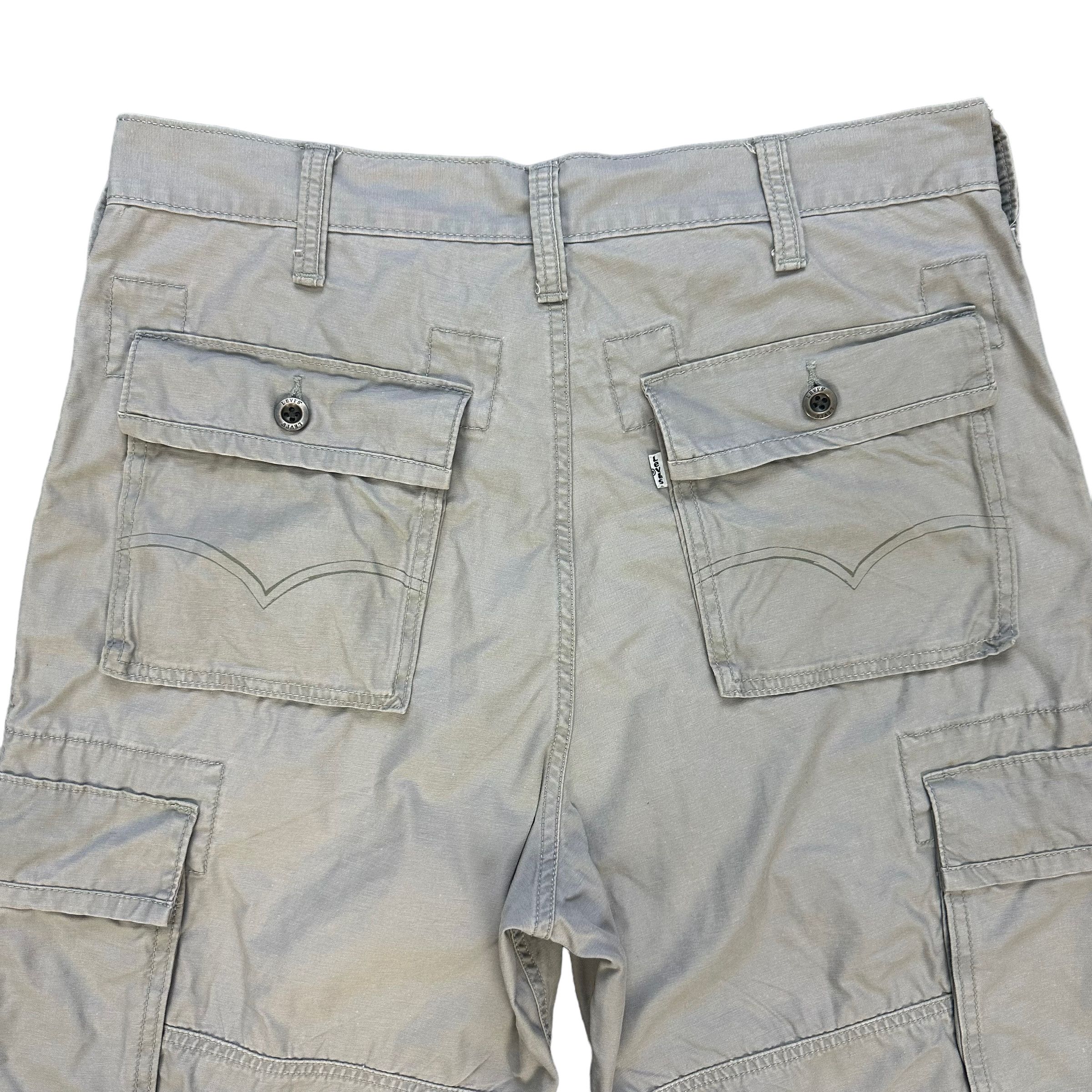Levi's LEVIS CARGO SHORTS PANT #8517-012 Size US 36 / EU 52 - 11 Thumbnail