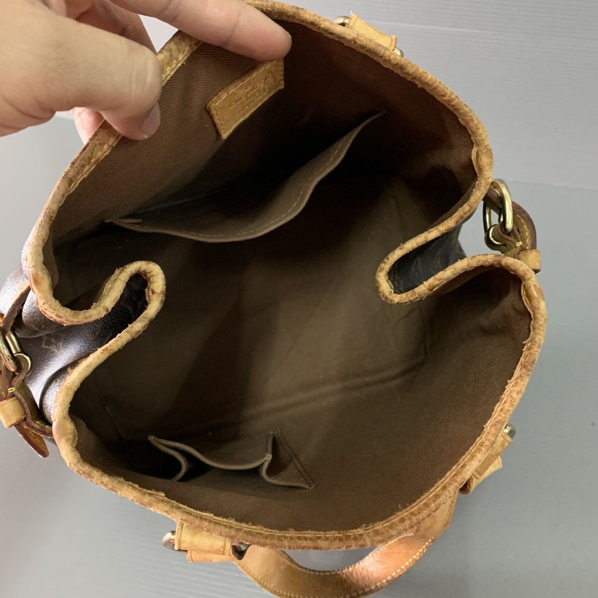 Louis Vuitton Louis Vuitton Monogram Batignolles Horizontal PM Handbag Size ONE SIZE - 19 Thumbnail