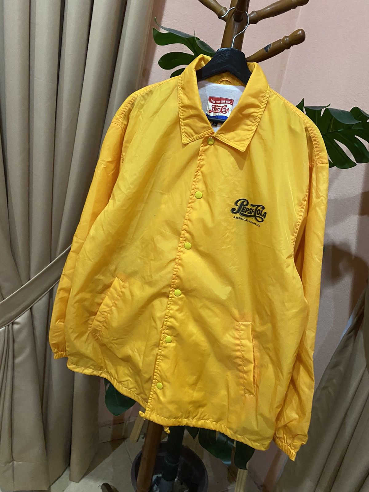 Coca Cola Vintage Pepsi-Cola Yellow Coach Jacket Soft Drink Promo Size US L / EU 52-54 / 3 - 2 Thumbnail