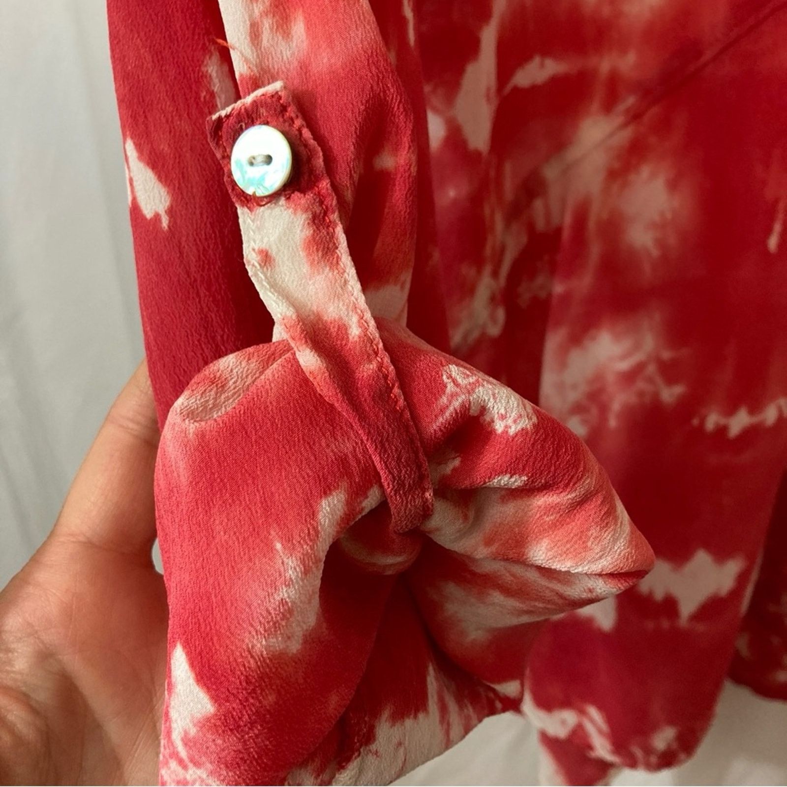 Other Red Haute 100% Silk Red and White Tie Dye Blouse Top Size S / US 4 / IT 40 - 4 Thumbnail