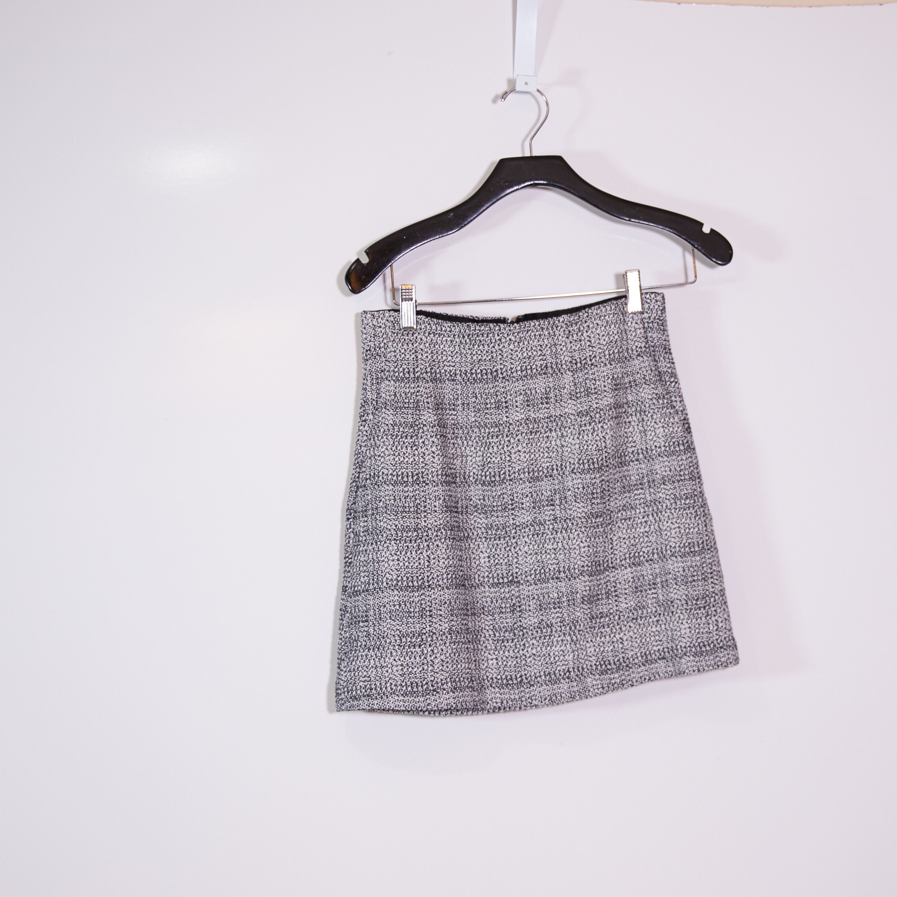 Aritzia Babaton Aritzia Kinsley Cotton Linen Tweed Size 27" / US 4 / IT 40 - 1 Thumbnail