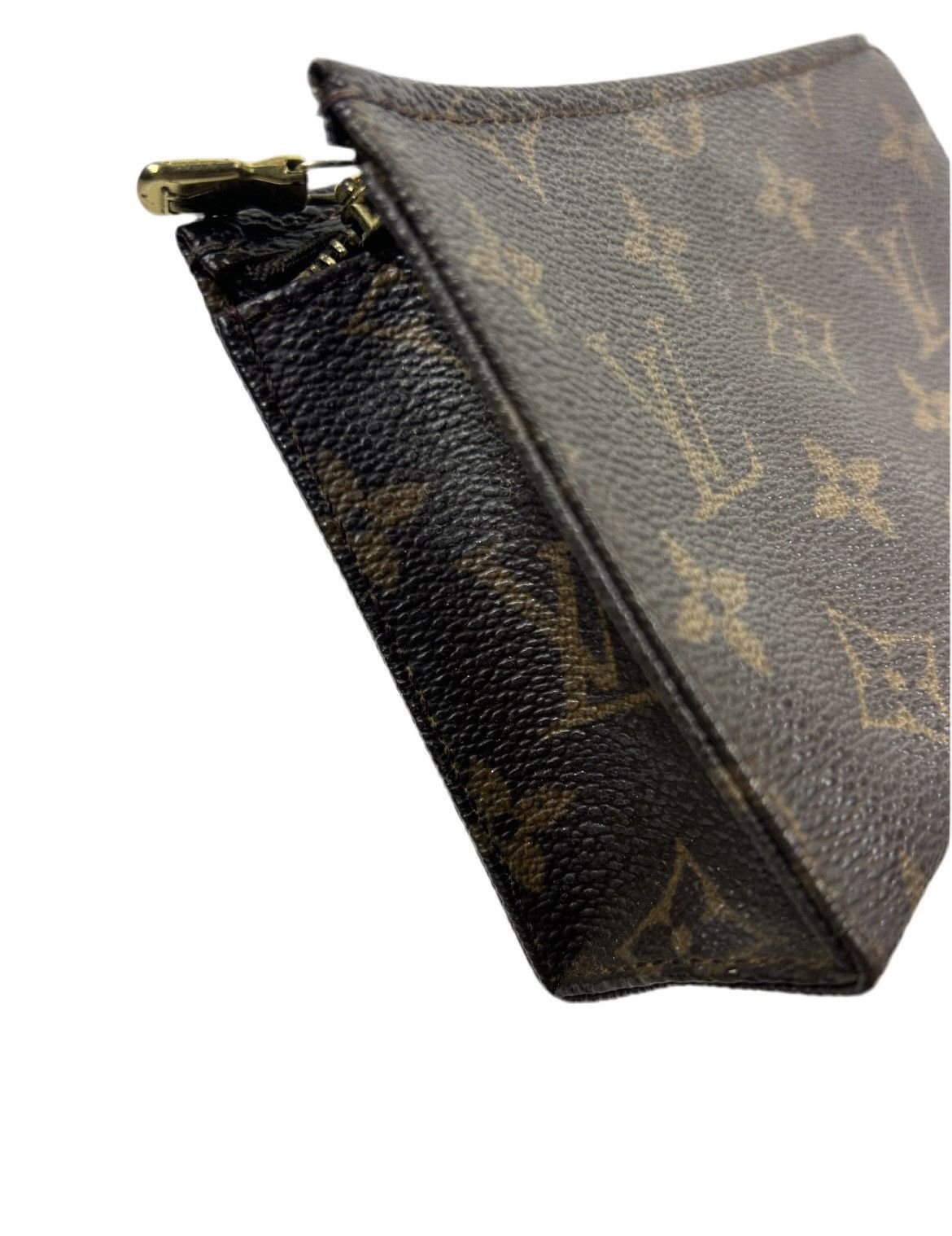 Louis Vuitton Louis Vuitton Monogram Toiletry Pouch Size ONE SIZE - 5 Thumbnail