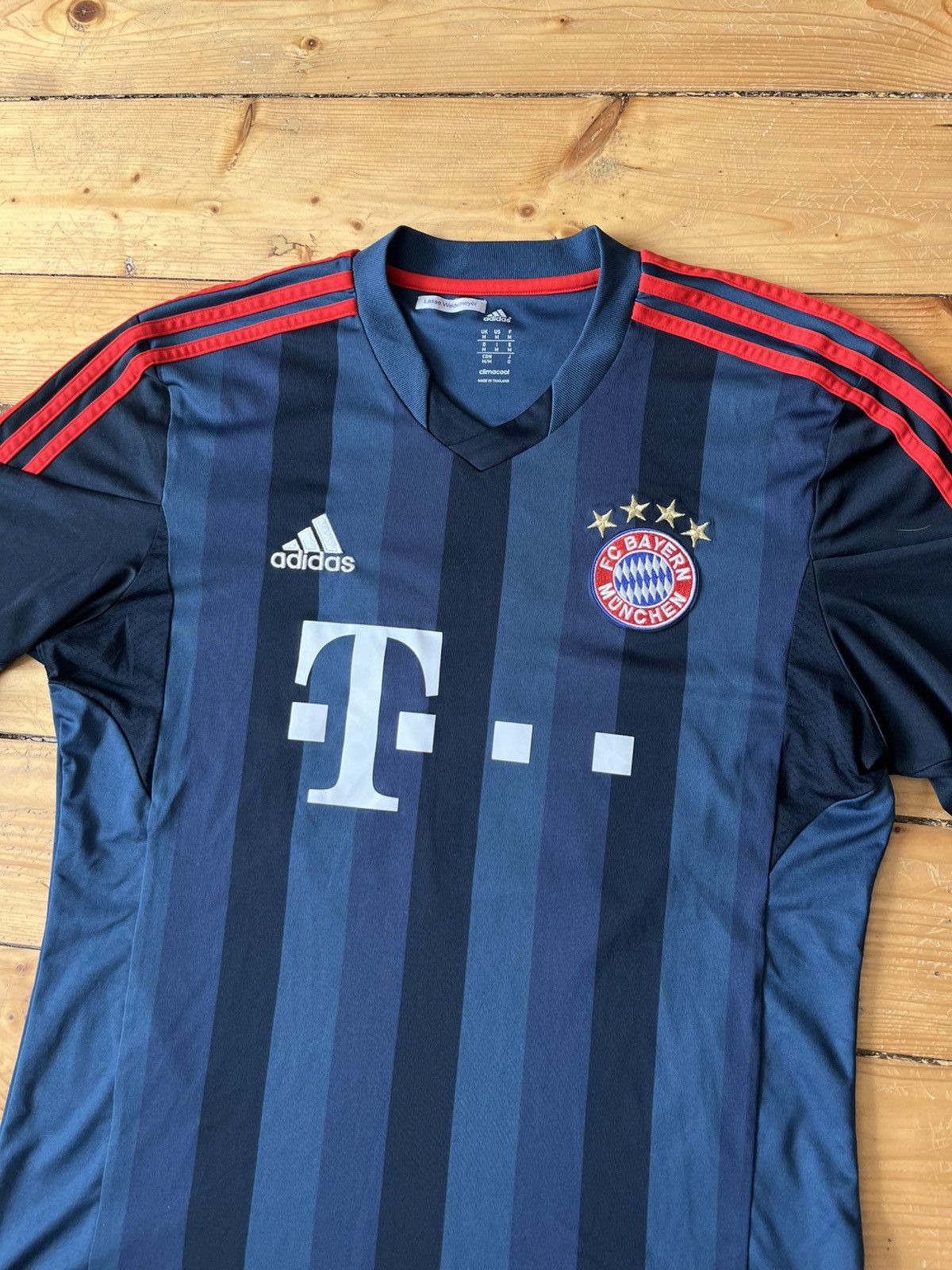 Adidas Adidas 2013-14 Bayern Munich Third Shirt Muller #25 Size US M / EU 48-50 / 2 - 5 Thumbnail