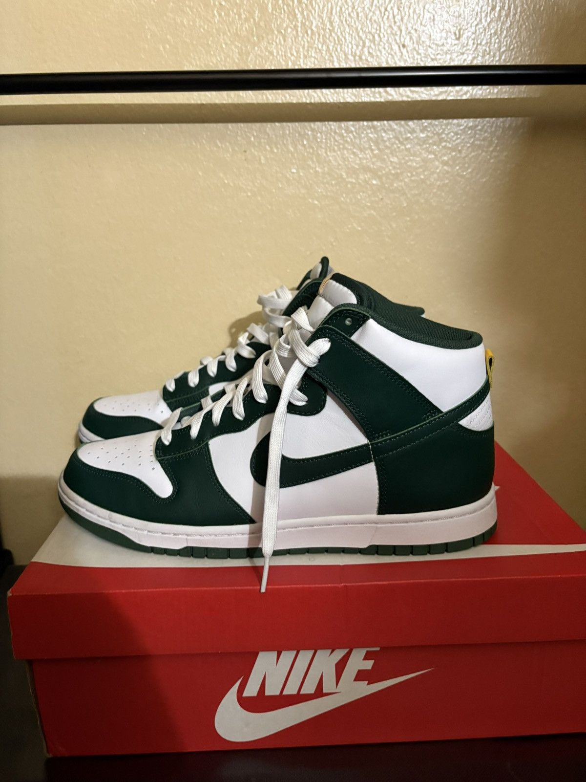Nike Nike Dunk High “Australia” Size US 11 / EU 44 - 3 Thumbnail