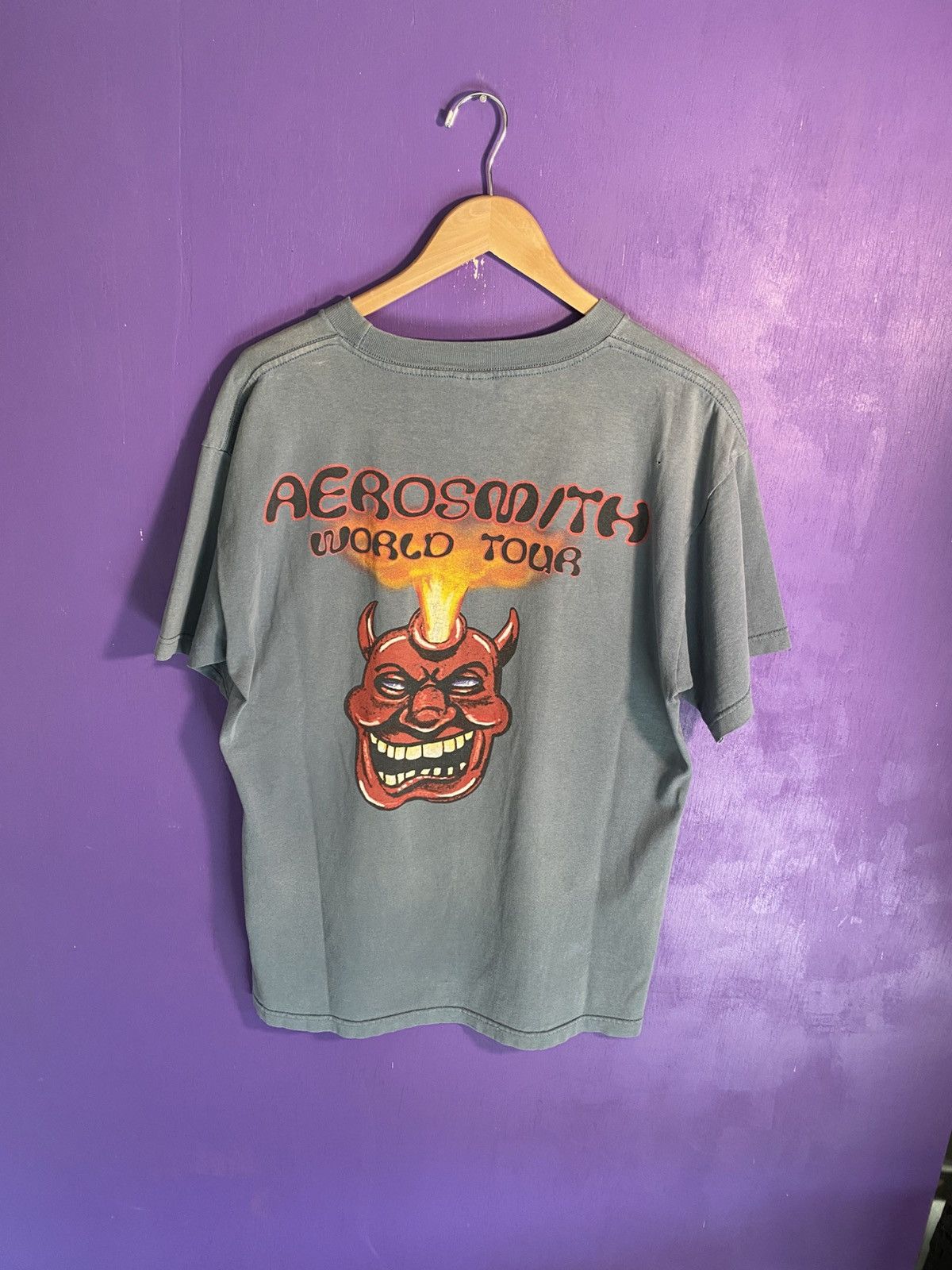 Band Tees Vintage 1997 Aerosmith nine lives world tour tee Size US L / EU 52-54 / 3 - 2 Thumbnail
