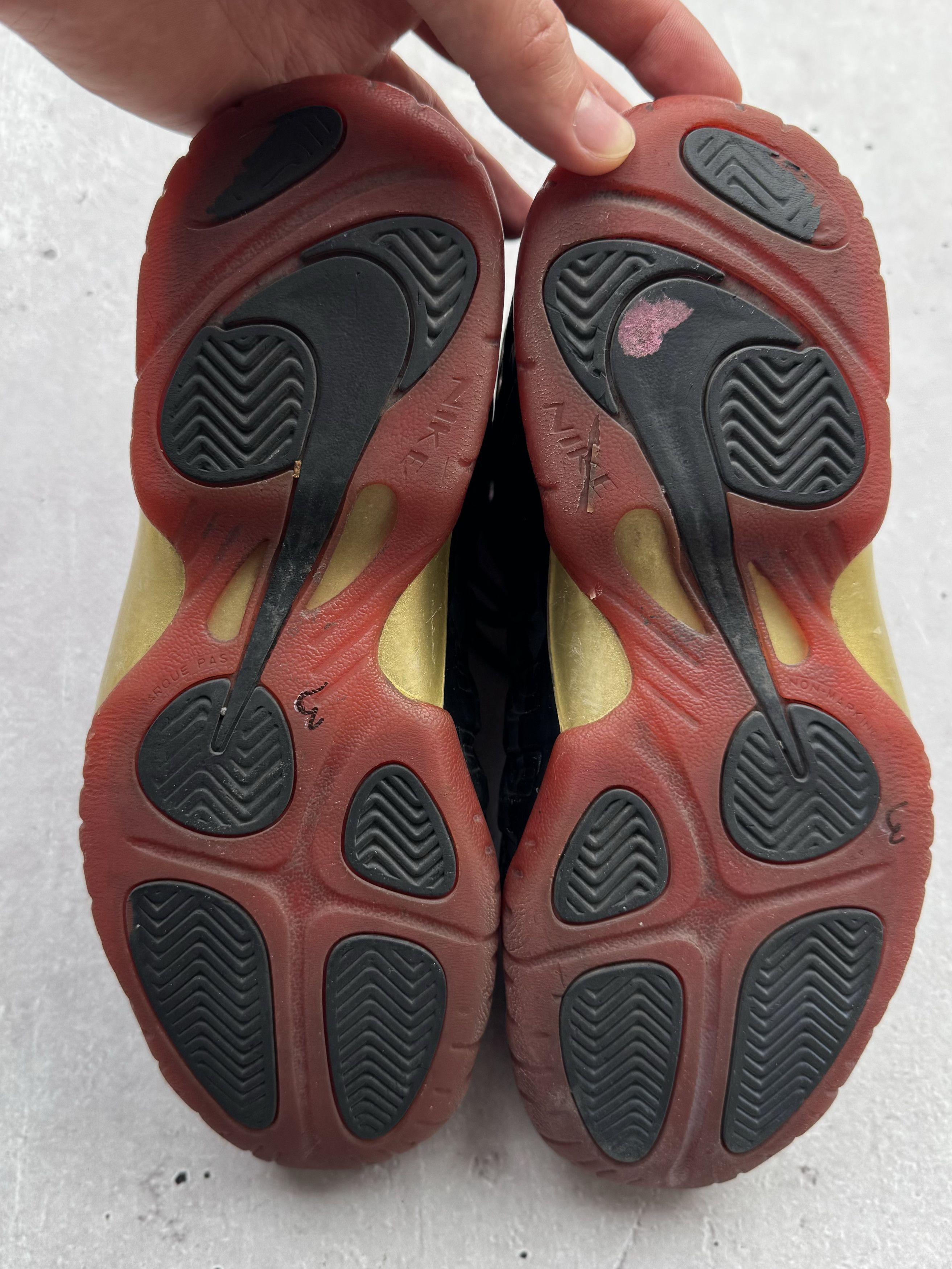 Nike Nike Foamposite One "Dracula" Size US 6.5 / EU 39-40 - 7 Thumbnail