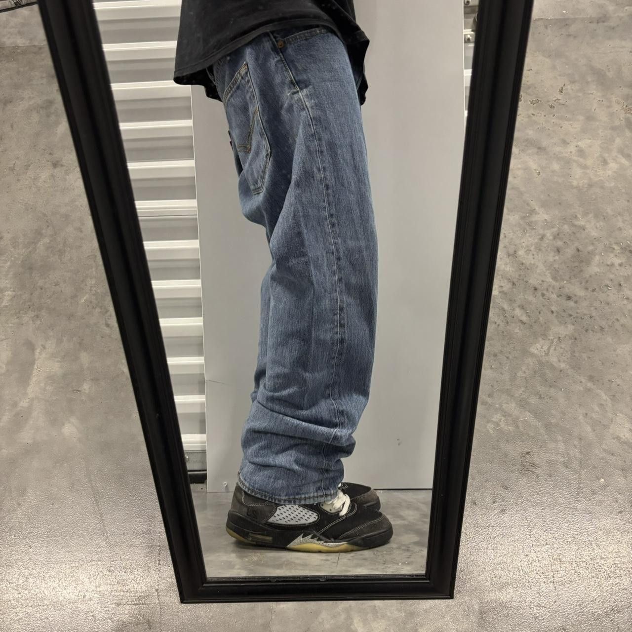 Japanese Brand × Vintage Crazy Vintage Y2K/2000s Levis 501 Medium Wash Essential Denim Jeans! Size US 38 / EU 54 - 2 Thumbnail