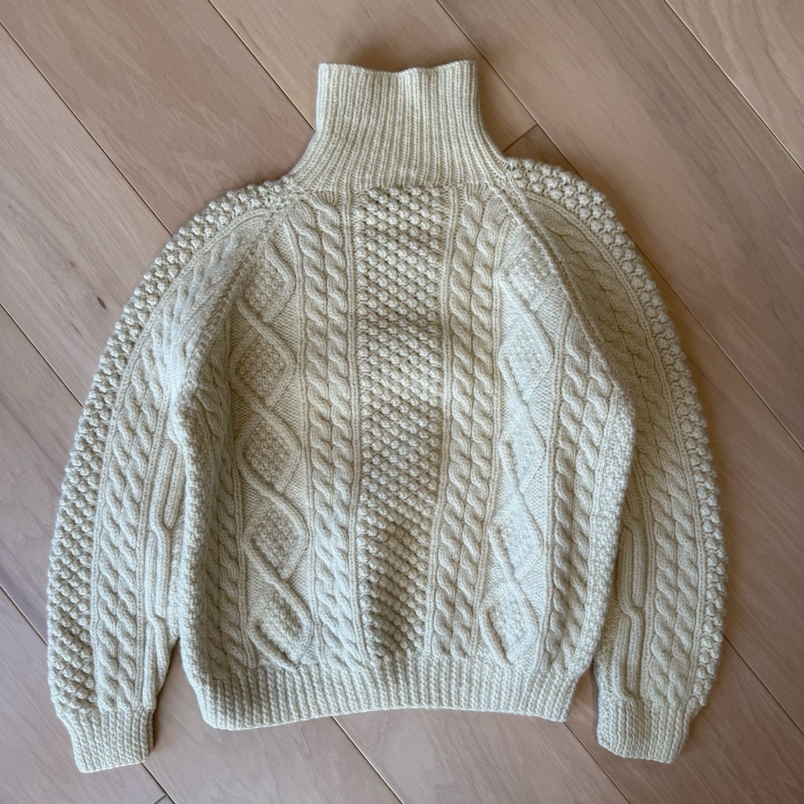 Heron Garment Sweater Small Cream Wool Irish Fisherman