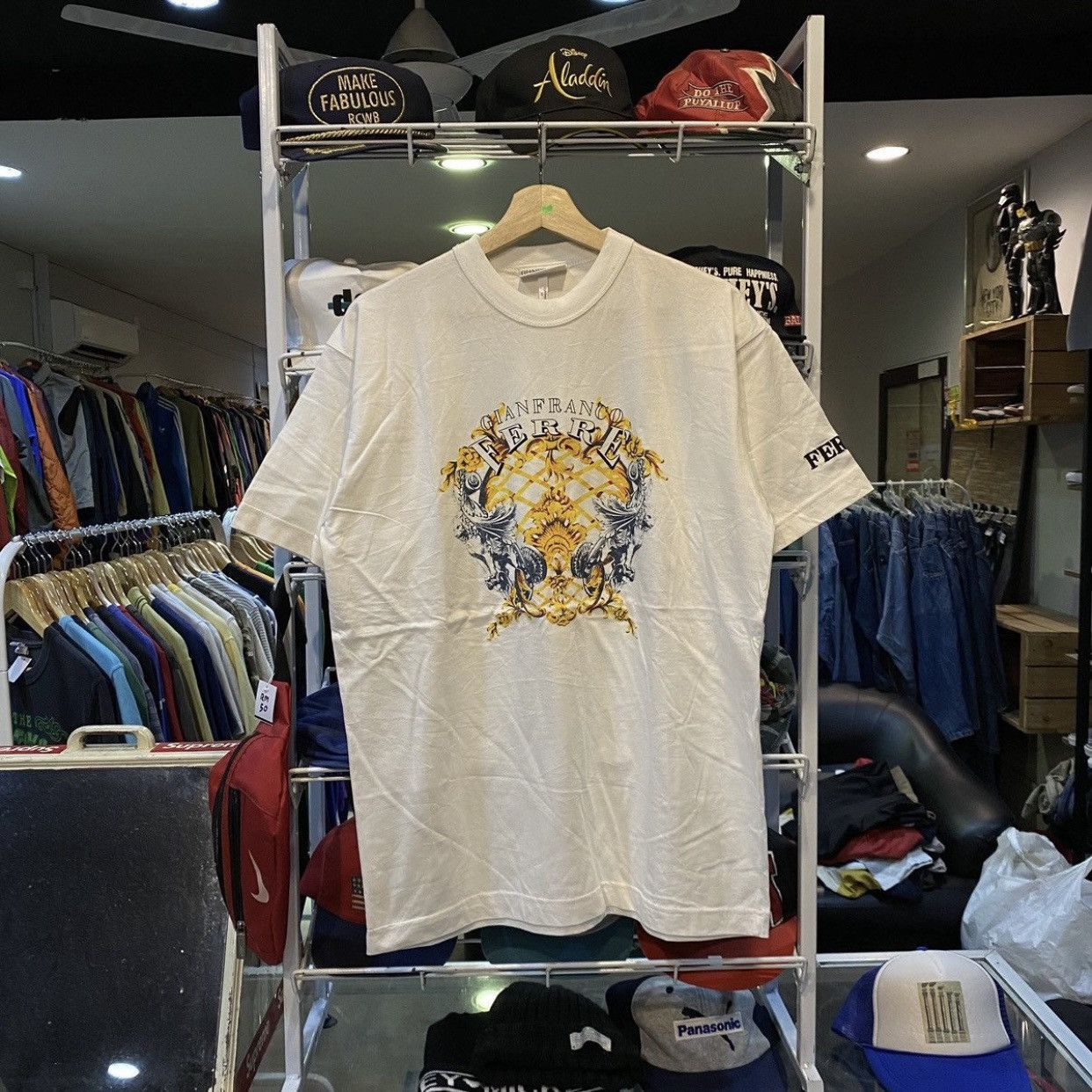 Gianfranco Ferre Vintage 1990s Gianfranco Ferre Affliction Design T-Shirt Size US L / EU 52-54 / 3 - 1 Thumbnail