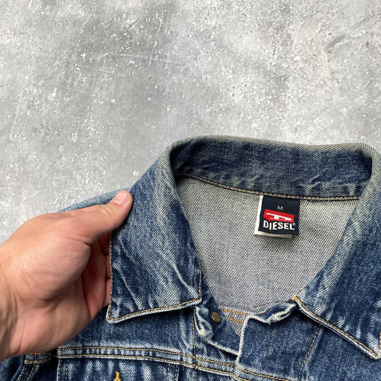 Diesel Vintage 90s Diesel Denim Trucker Jacket Women’s Blue Size M Size M / US 6-8 / IT 42-44 - 6 Thumbnail