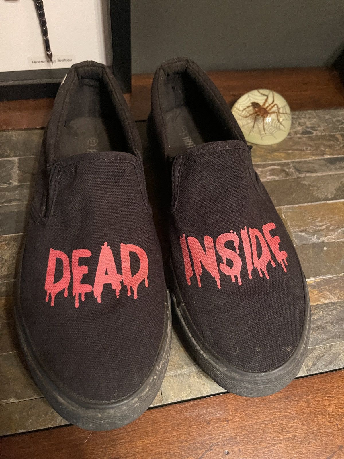Hot Topic DEAD INSIDE HT Shoes Size 11W/9M Size US 11 / IT 41 - 4 Thumbnail