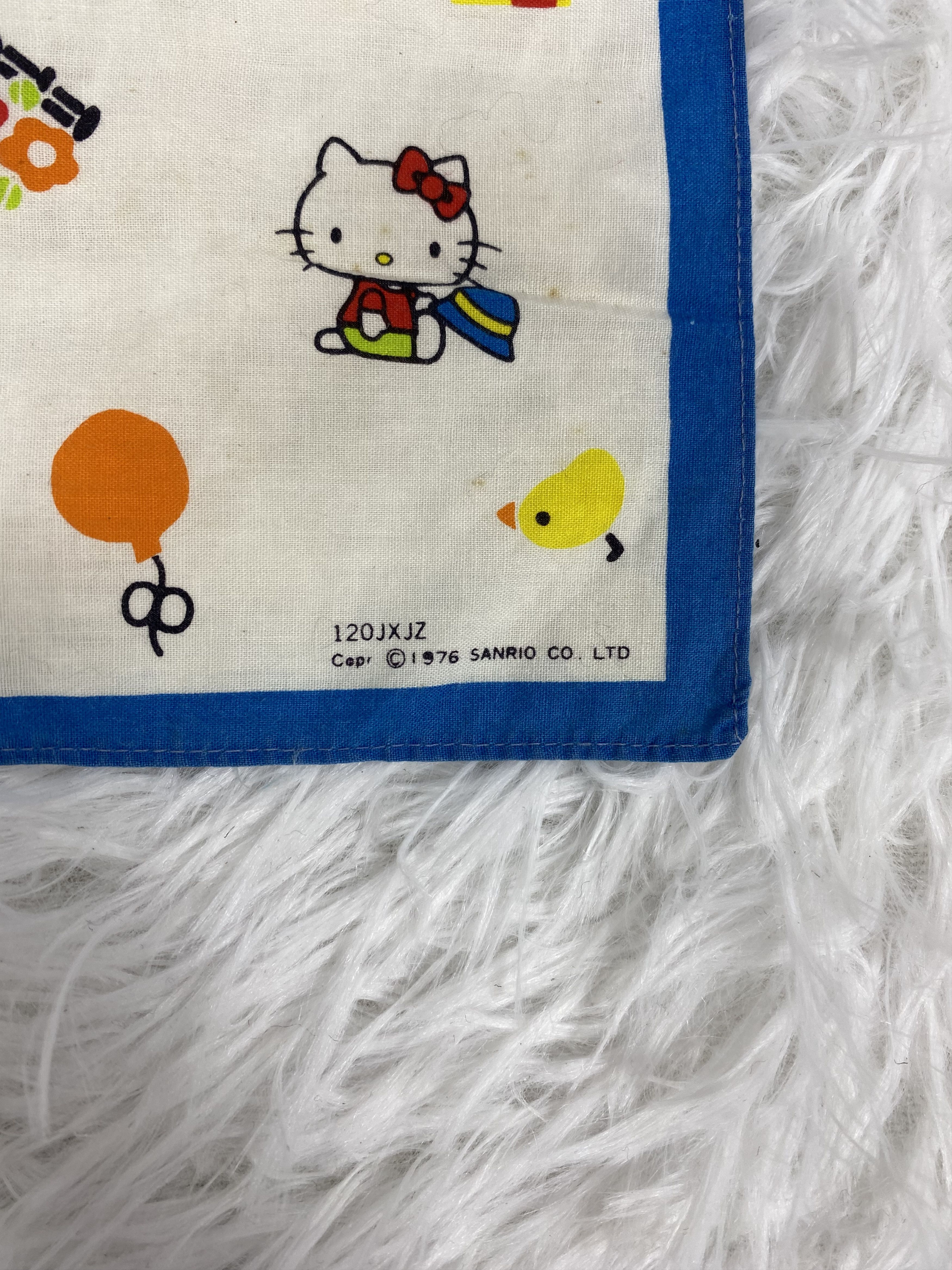 Japanese Brand Vintage Hello Kitty Handkerchief PH0066 Size ONE SIZE - 4 Thumbnail