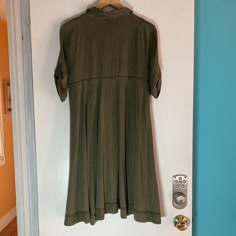 Anthropologie Anthropologie "Visit Mariona" Holding Horses Green Tencel Dr Size L / US 10 / IT 46 - 6 Thumbnail