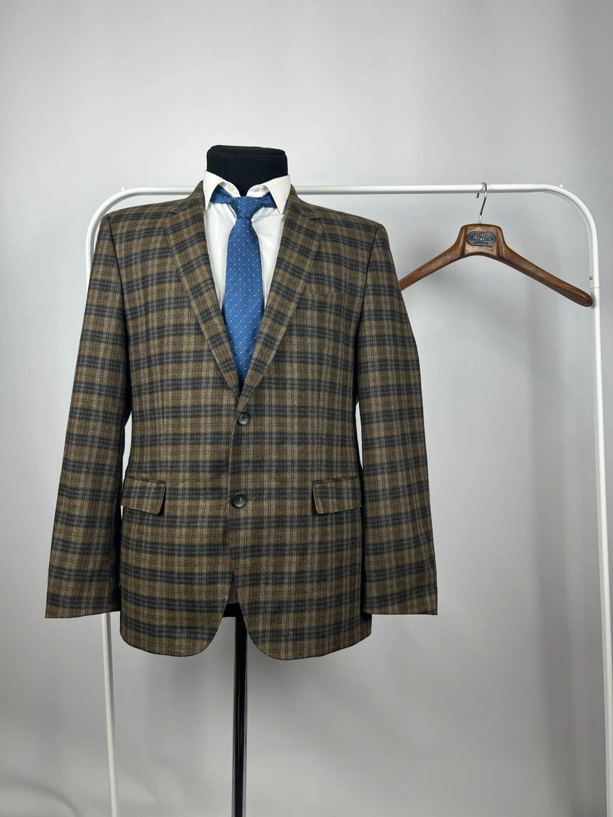 Hugo Boss Hugo Boss Brown Blue Check Wool Two Buttons Blazer Jacket Size 44R - 1 Thumbnail