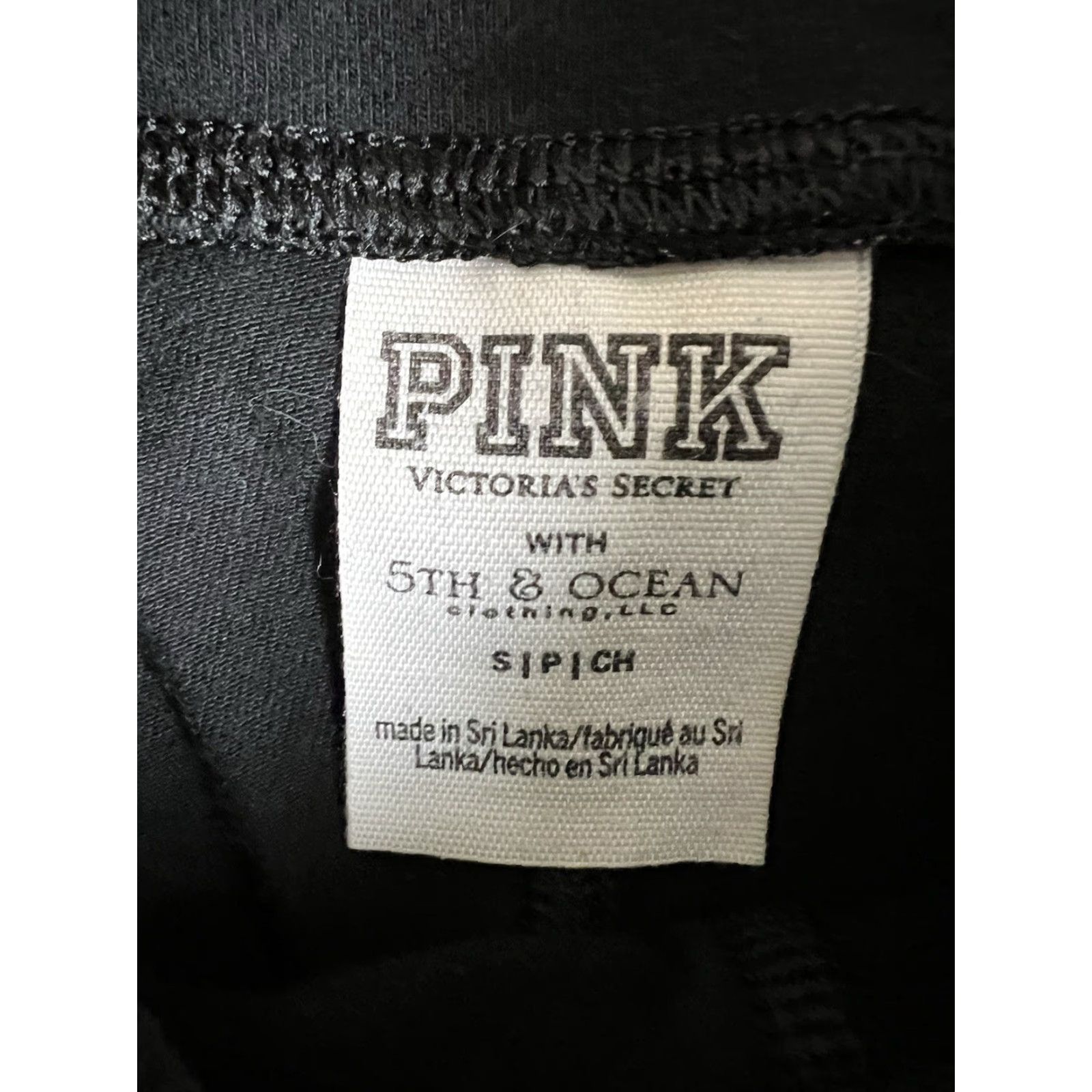 Victoria's Secret Victoria's Secret PINK Fresno State Bulldogs Black Yoga Pants Capri Size 28" / US 6 / IT 42 - 5 Thumbnail
